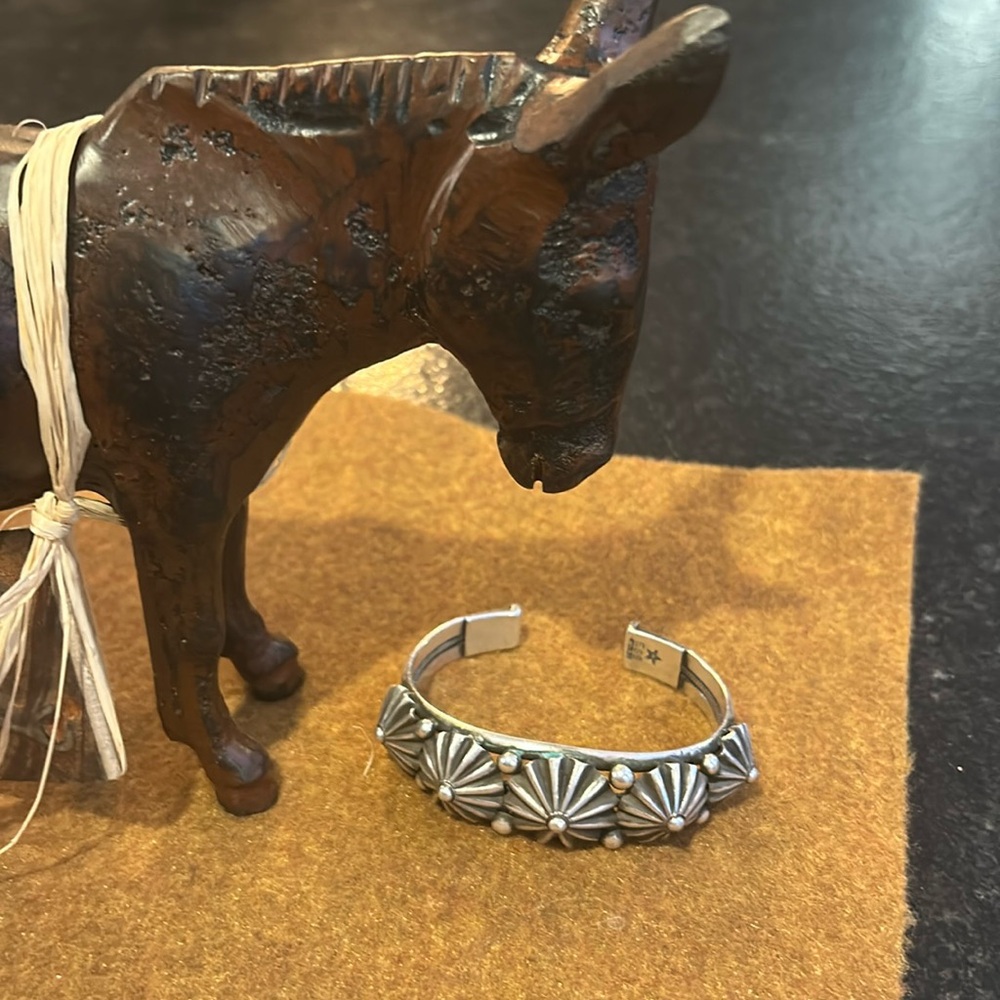 Gorgeous old pawn bracelet 925